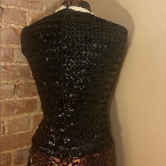 Golden Crescent Top - Picture 3 of 5